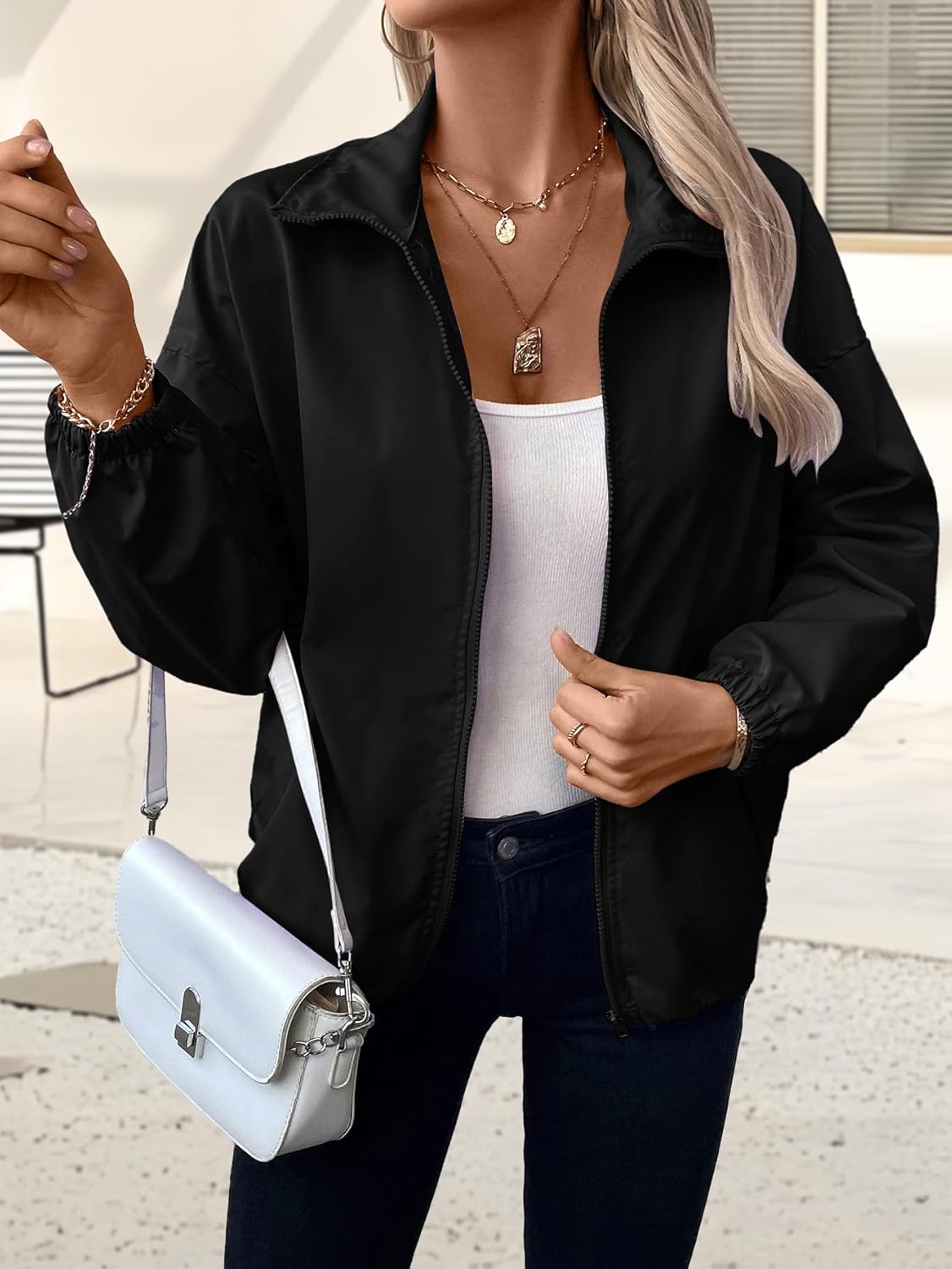 Women Waterproof Lightweight Raincoat Zip Lined Rain Jacket Outdoor Active Hooded Jackets with Pockets