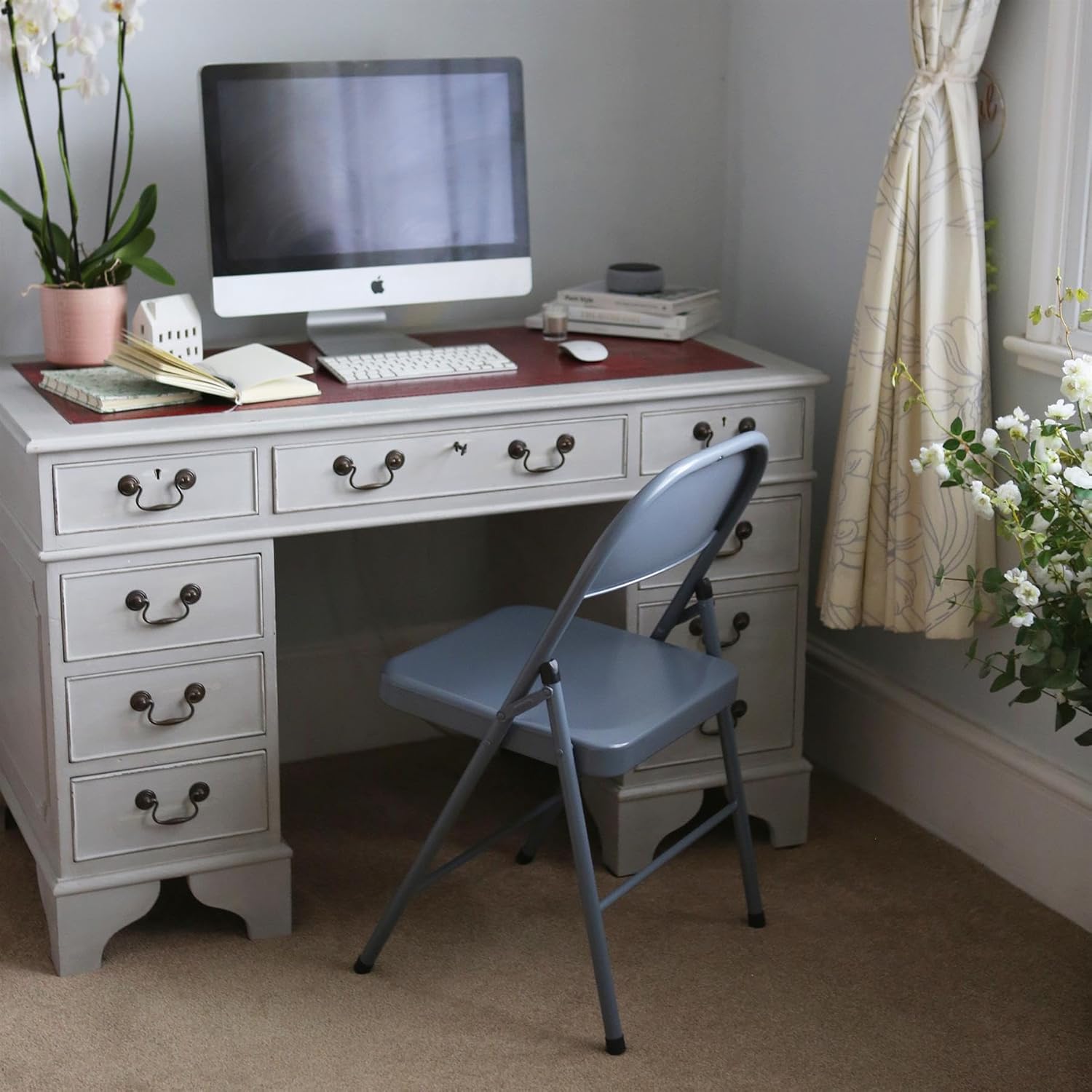 Harbour Housewares Black Metal Folding Chair with Rubber Bumper Feet - Lightweight Matte Foldable Desk Chair Metal Garden Seats for Indoor, Outdoor Activities, Guests, Conferences - Image 2